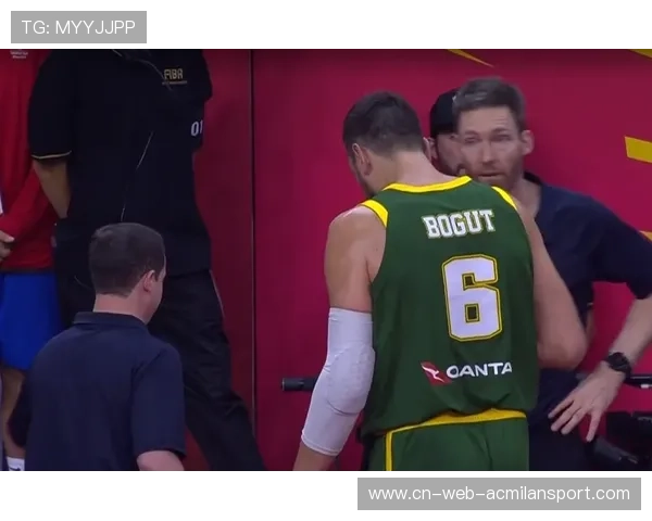 羽毛球踩线判罚引全场嘘声